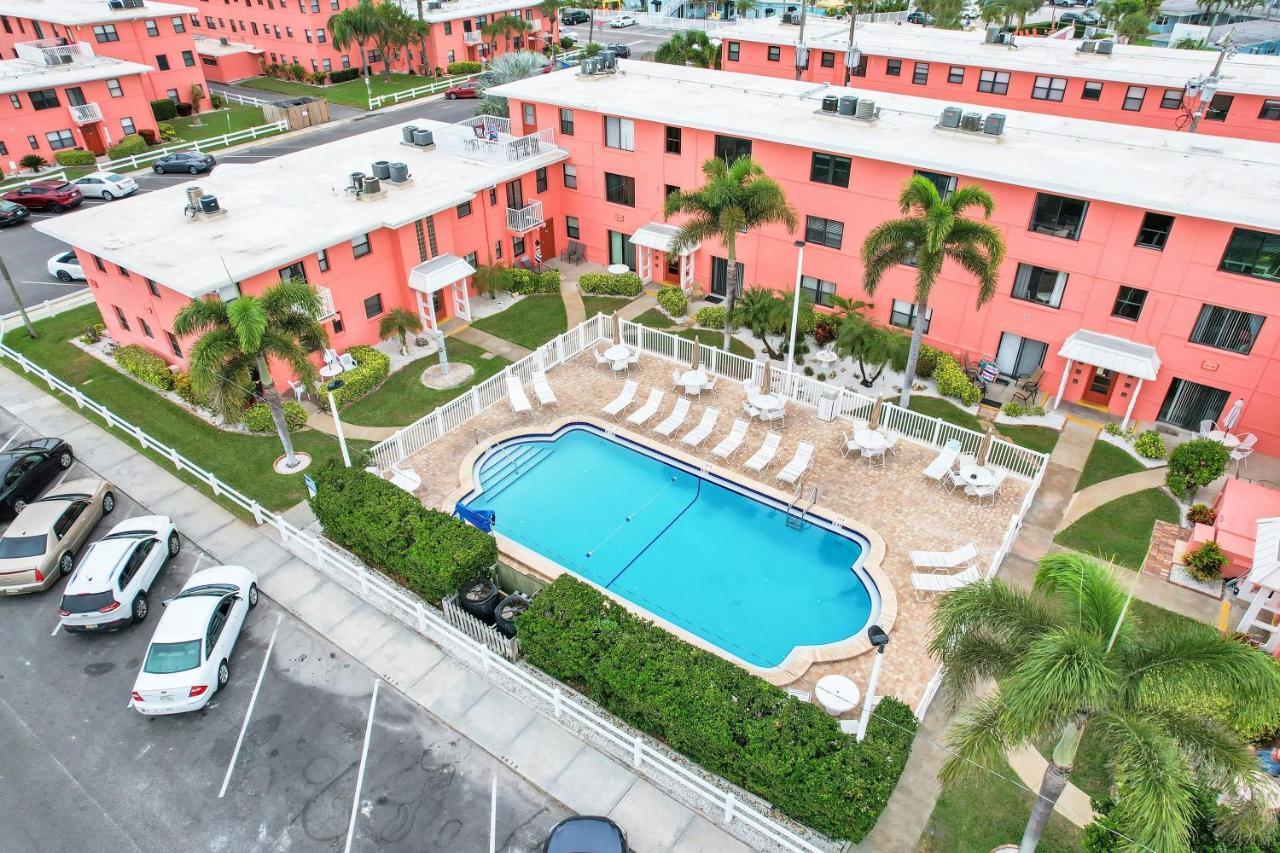 Gulf Winds Resort By Travel Resort Services St. Pete Beach Exteriör bild