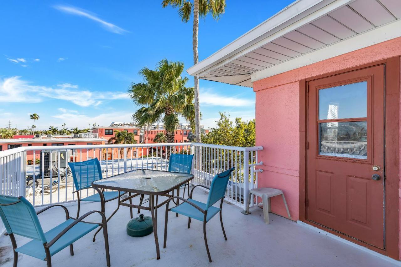 Gulf Winds Resort By Travel Resort Services St. Pete Beach Exteriör bild